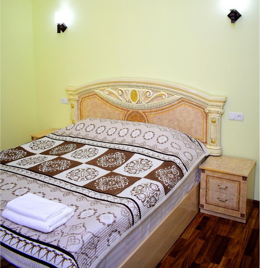 Vostok Hotell Samarkand Exteriör bild